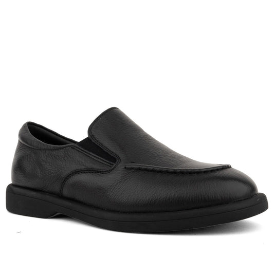 black casual closed loafers
