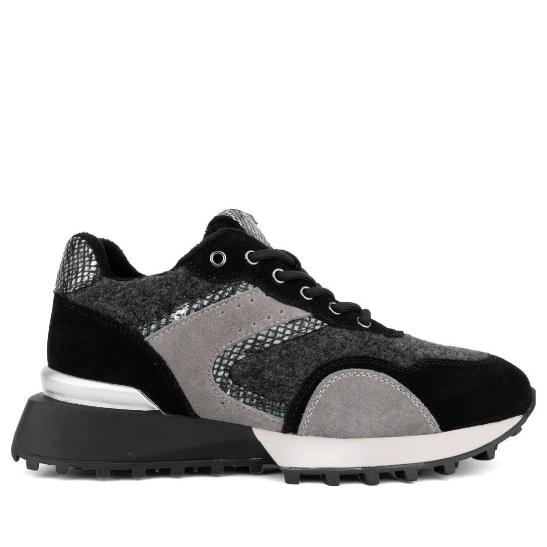 black casual closed leisure