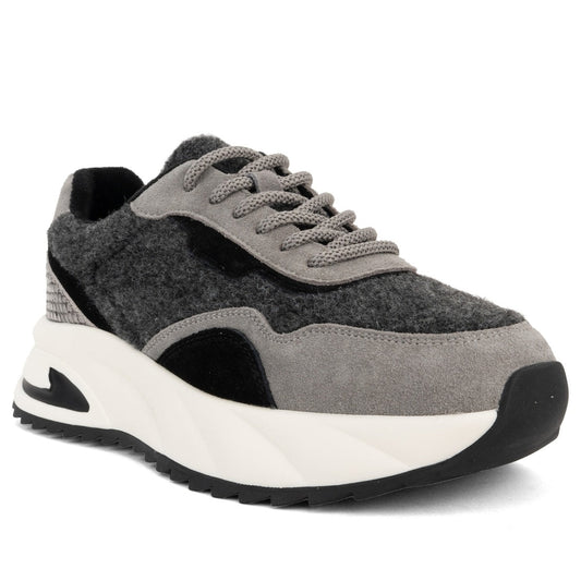 grey casual closed leisure
