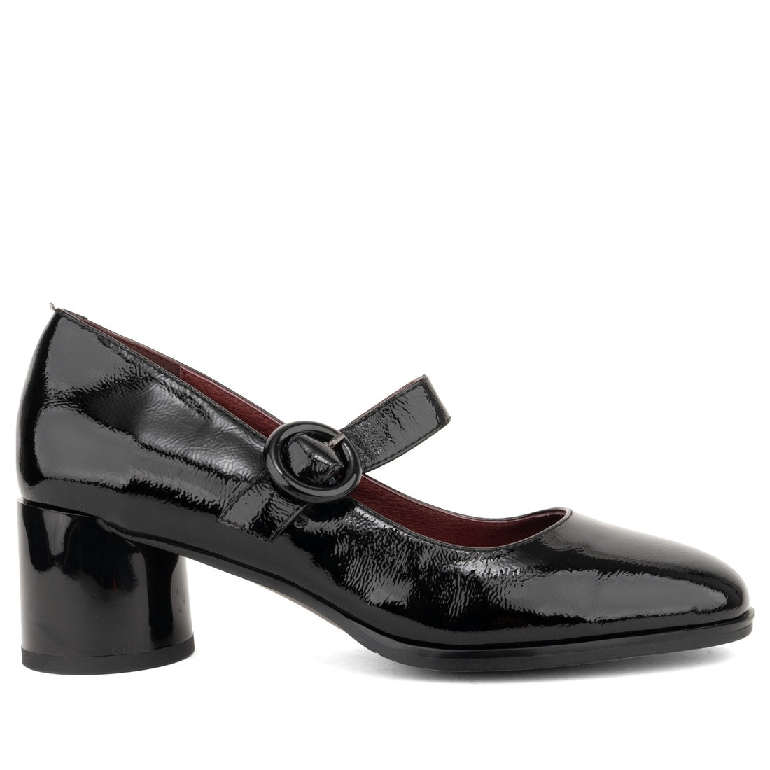black casual closed pumps