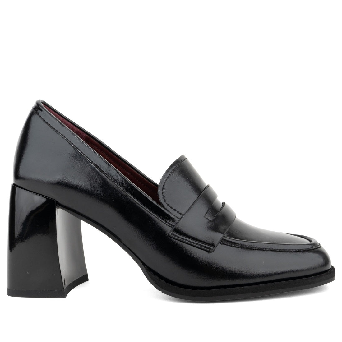 black casual closed pumps