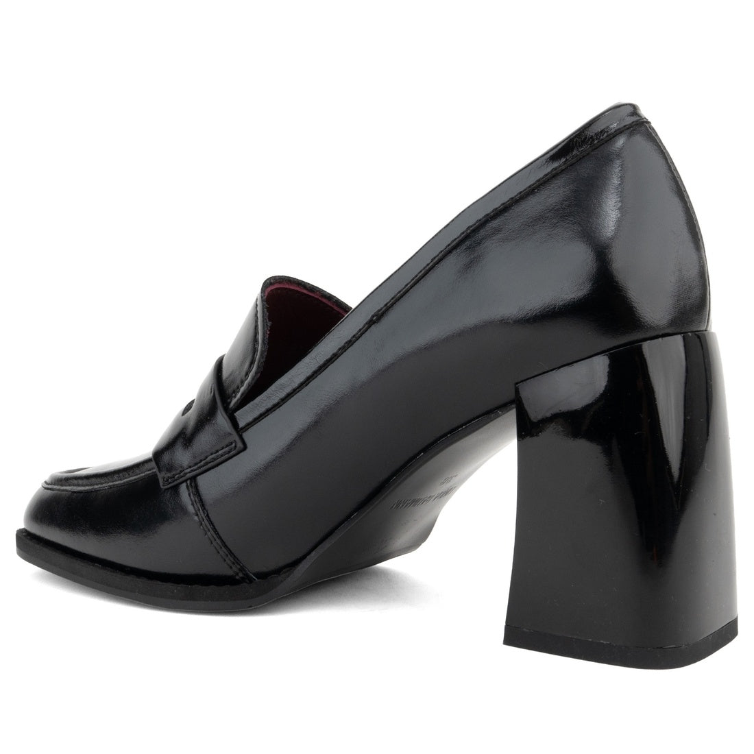 black casual closed pumps