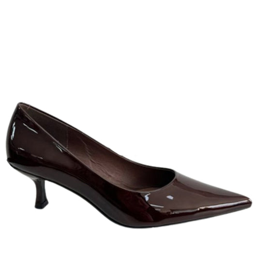 brown elegant closed pumps