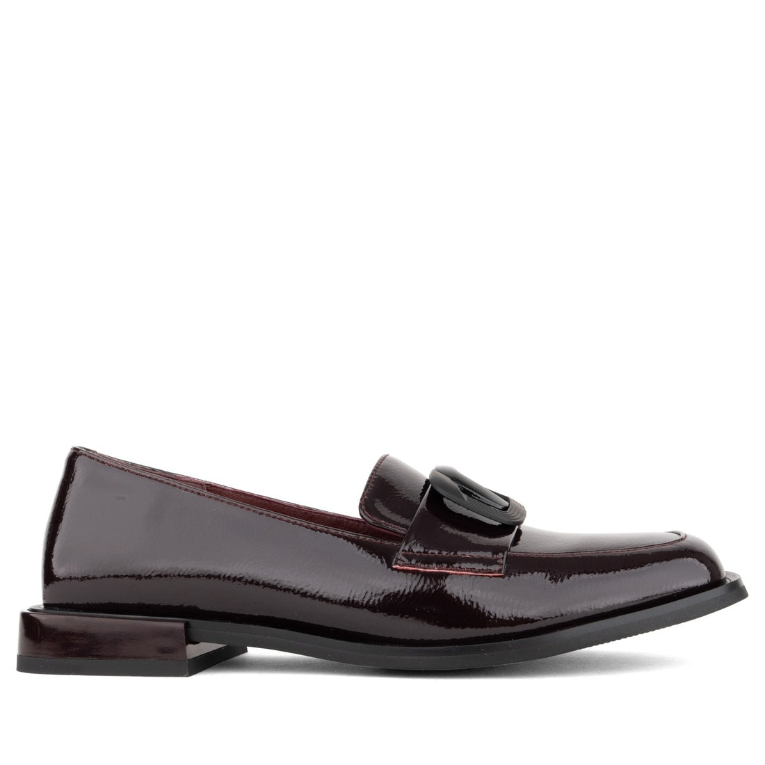 bordo casual closed loafers