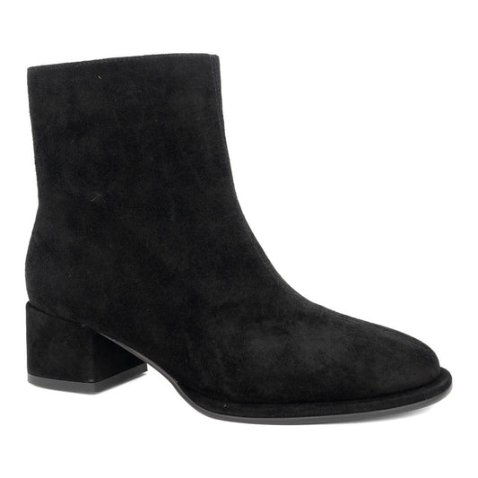black casual closed booties