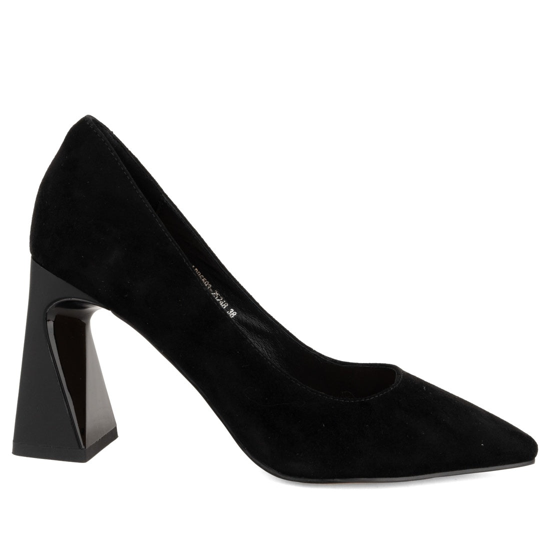 black casual closed pumps
