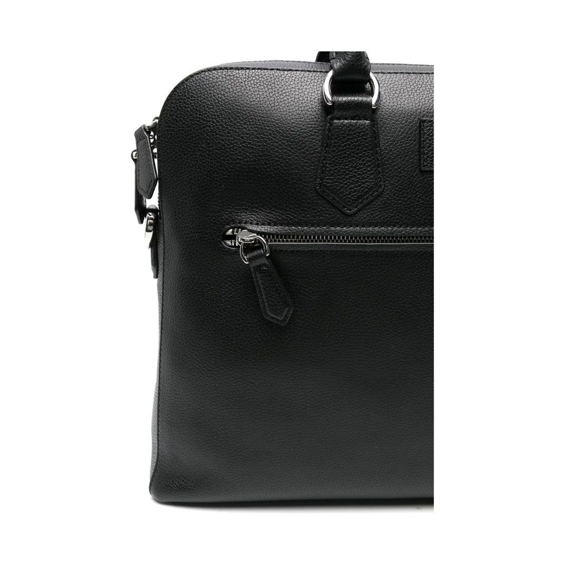 black casual commutermessengermedium