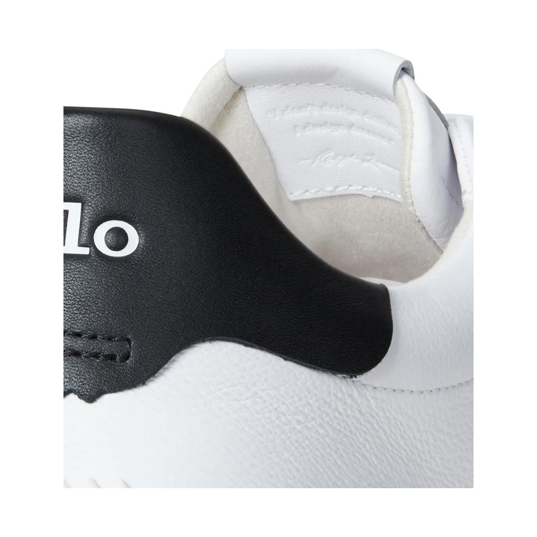 sneakers low top lace