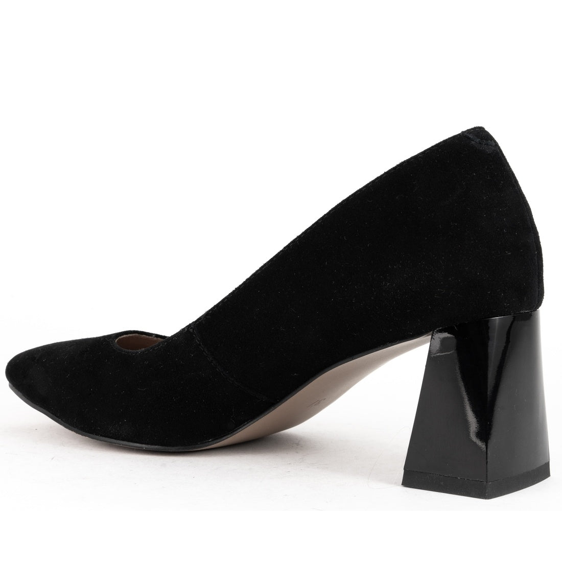 black elegant closed pumps