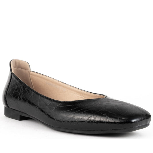 black elegant closed ballerinas