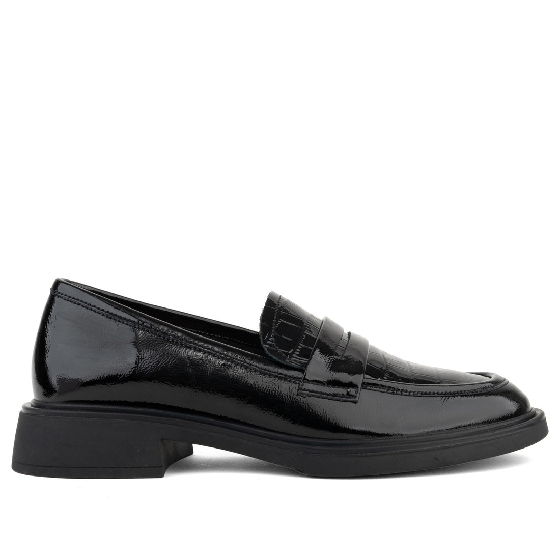 black classic closed loafers