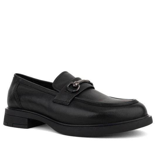 black classic closed loafers