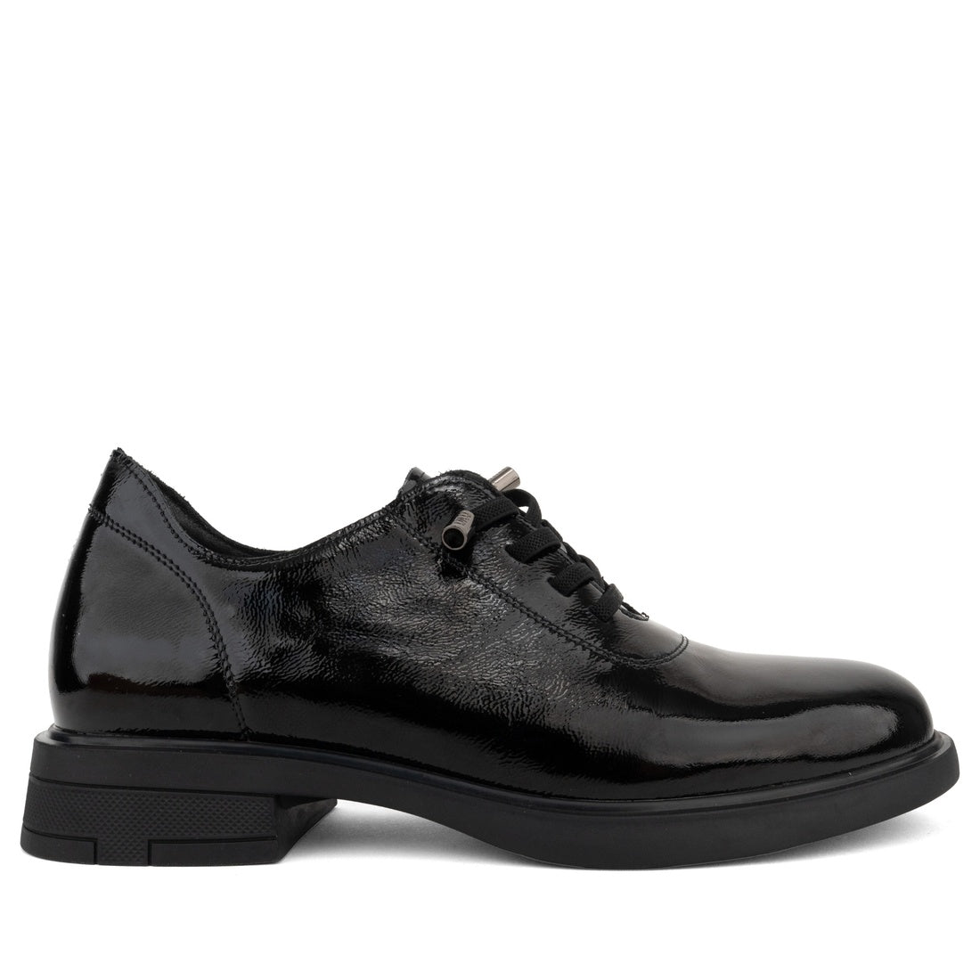 black classic closed shoes