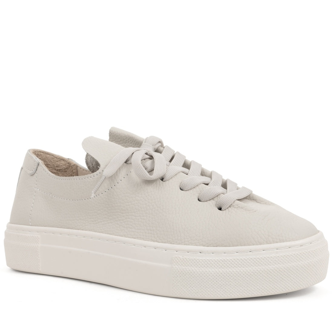 beige casual closed shoes