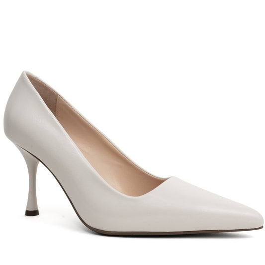 white classic closed pumps