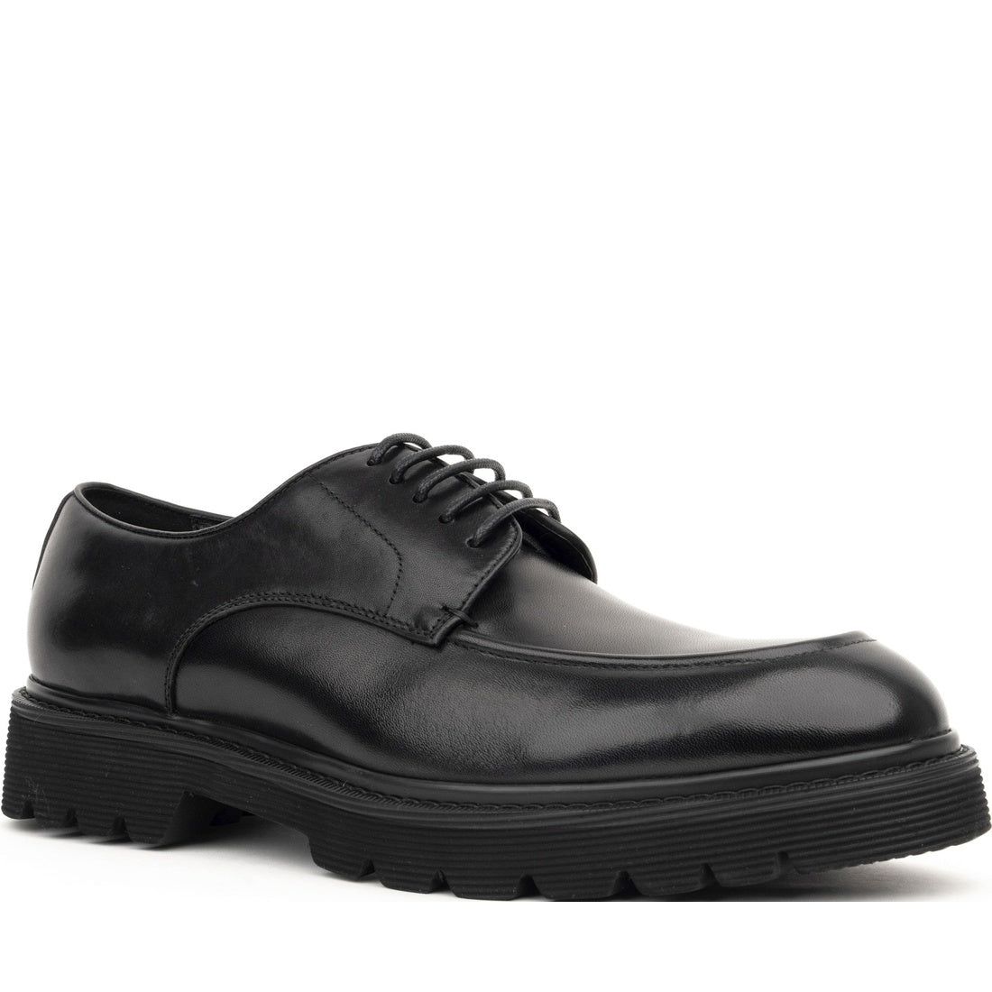 black casual closed formal