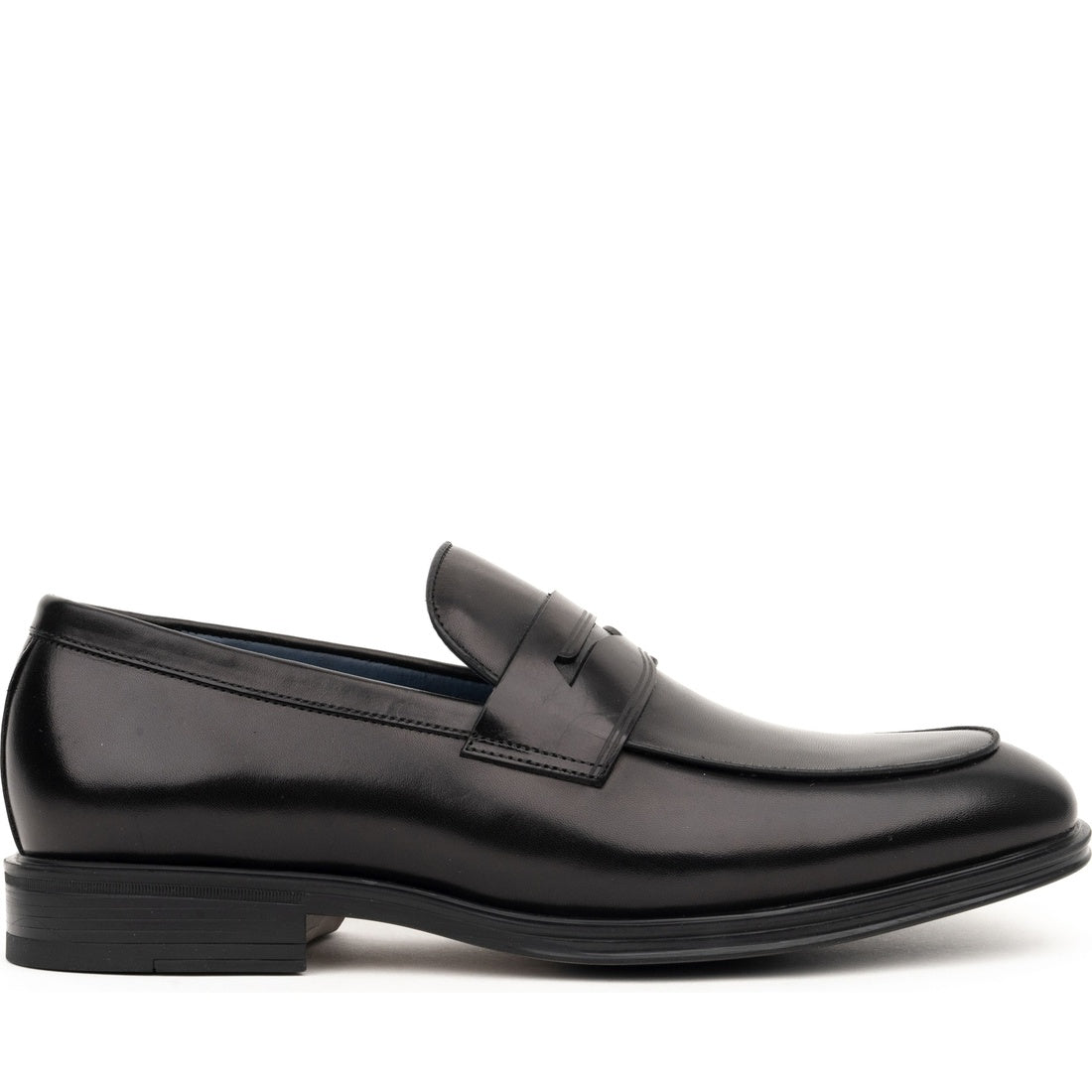 black casual closed formal