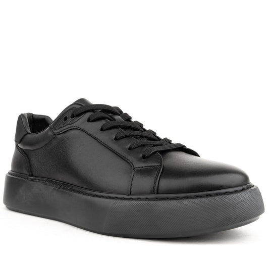 black casual closed leisure