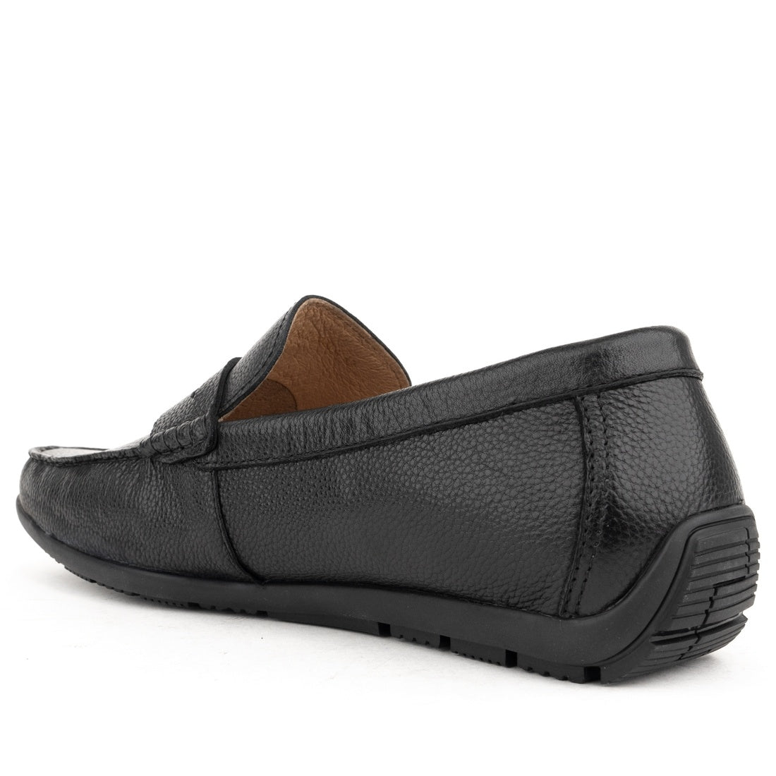 black casual closed mocasins
