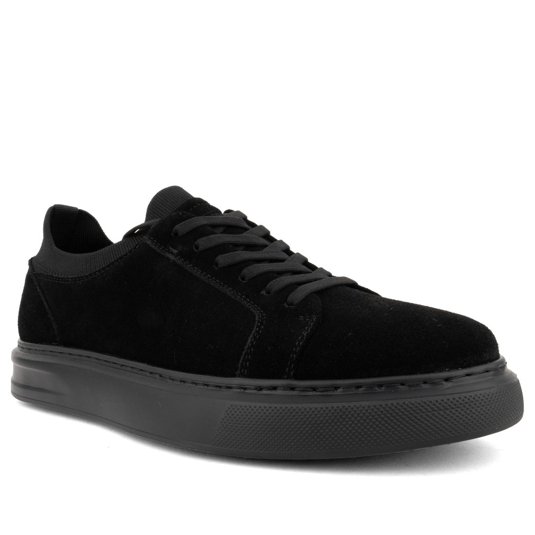 black casual closed leisure