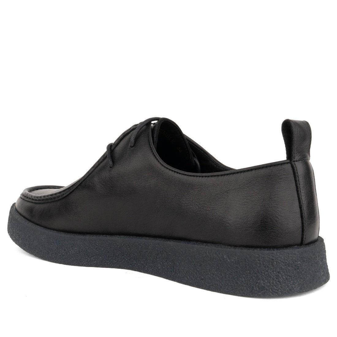 black casual closed mocasins