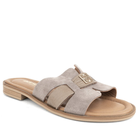 beige casual open slippers