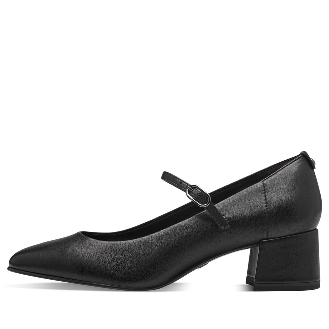 black elegant closed pumps