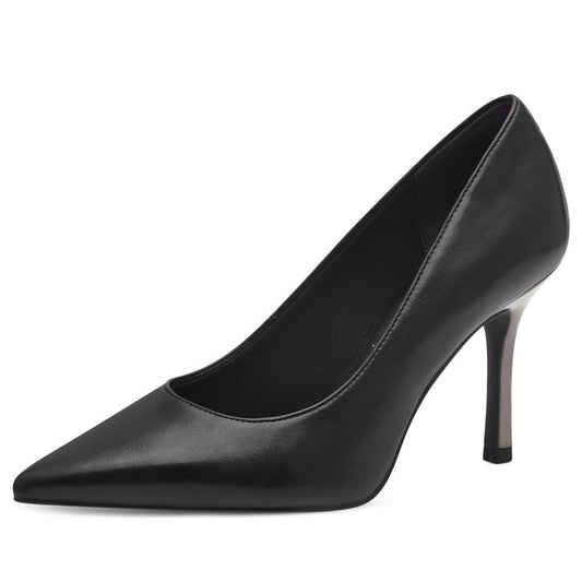 black elegant closed pumps