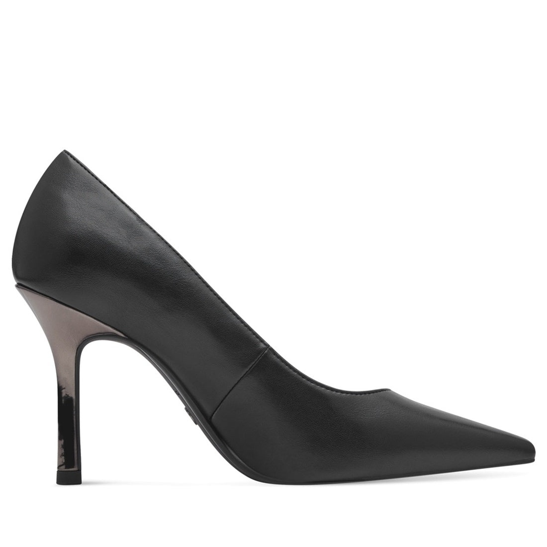 black elegant closed pumps