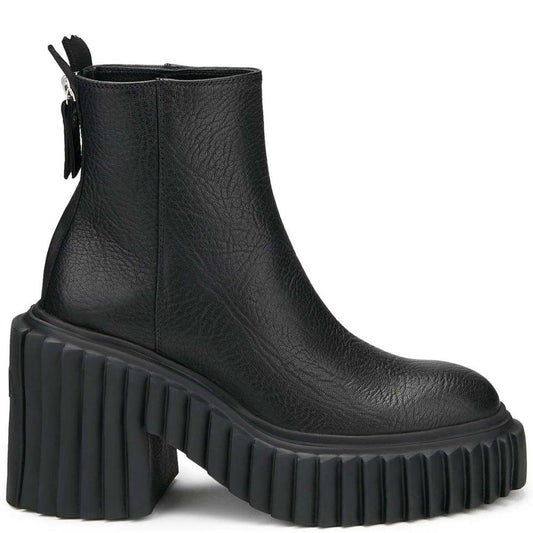 Attilio Giusti Leombruni Womens Tiggy Booties D263501PGKK0011013 | Vilbury London