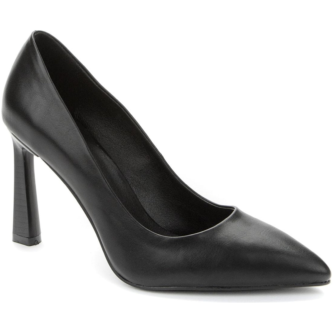 Betsy womens black elegant closed pumps | Vilbury London