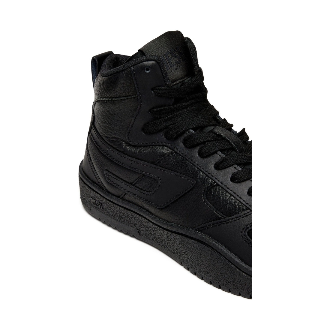 Diesel mens black ukiyo sneakers | Vilbury London