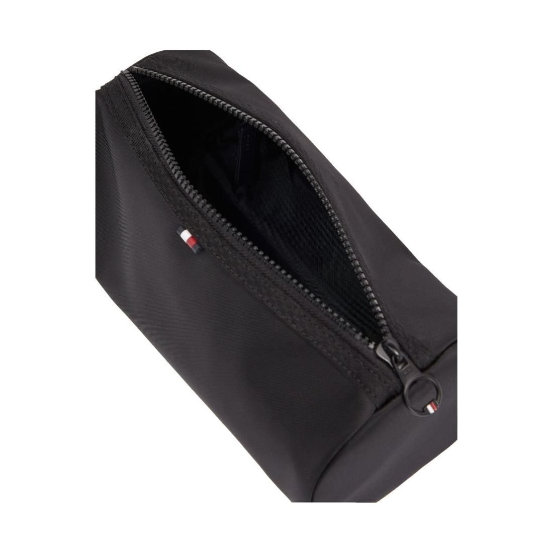 Tommy Hilfiger mens black skyline washbag | Vilbury London