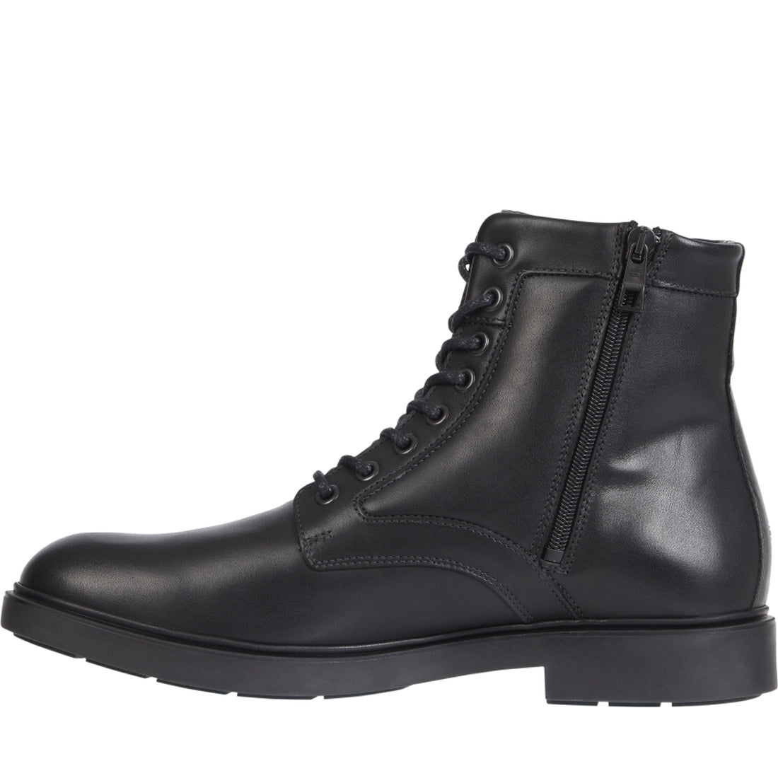 Tommy Hilfiger mens Black elevated rounded lace boot | Vilbury London