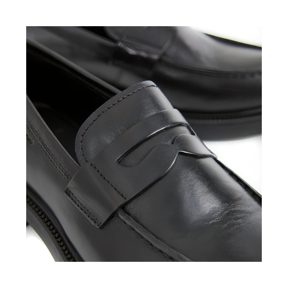 Vagabond womens black alex w loafers | Vilbury London